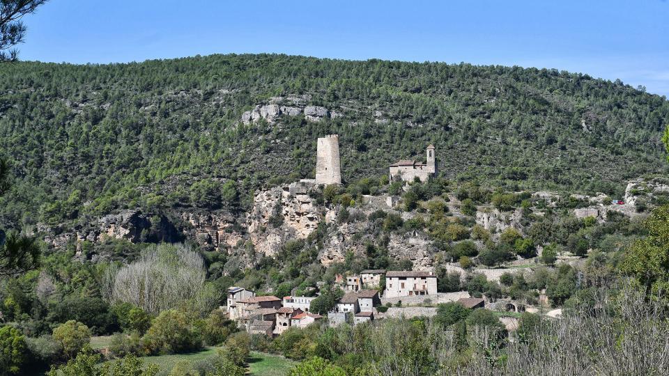 11.9.2024 Vista del poble  Santa Perpètua de Gaià -  Ramon Sunyer